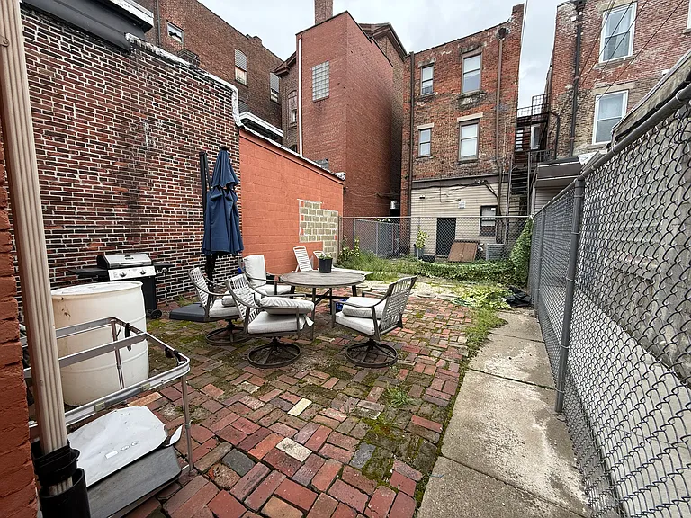 1110 Bingham St #1 — Photo 19