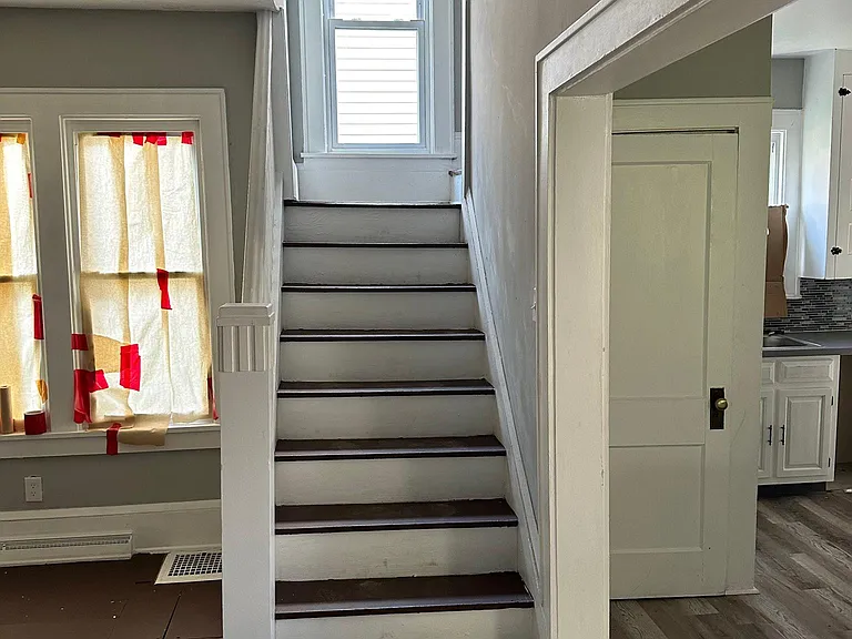 1351 Logan Ave NW — Photo 11