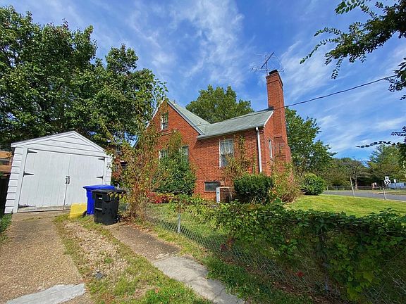 2nd image of 1538 N Danville St