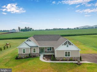 209 Mountain View Rd, Mount Holly Springs, PA 17065