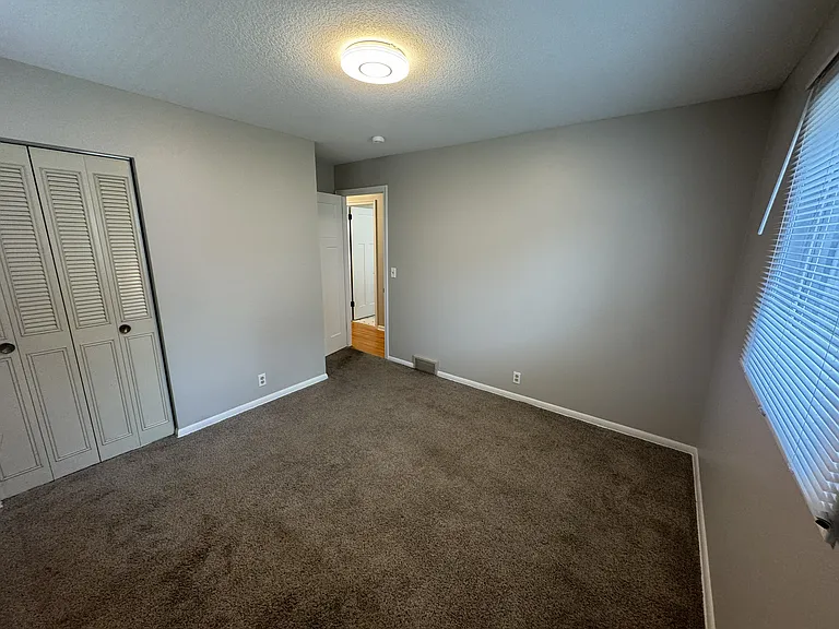 5856 Washburn Ave S — Photo 5