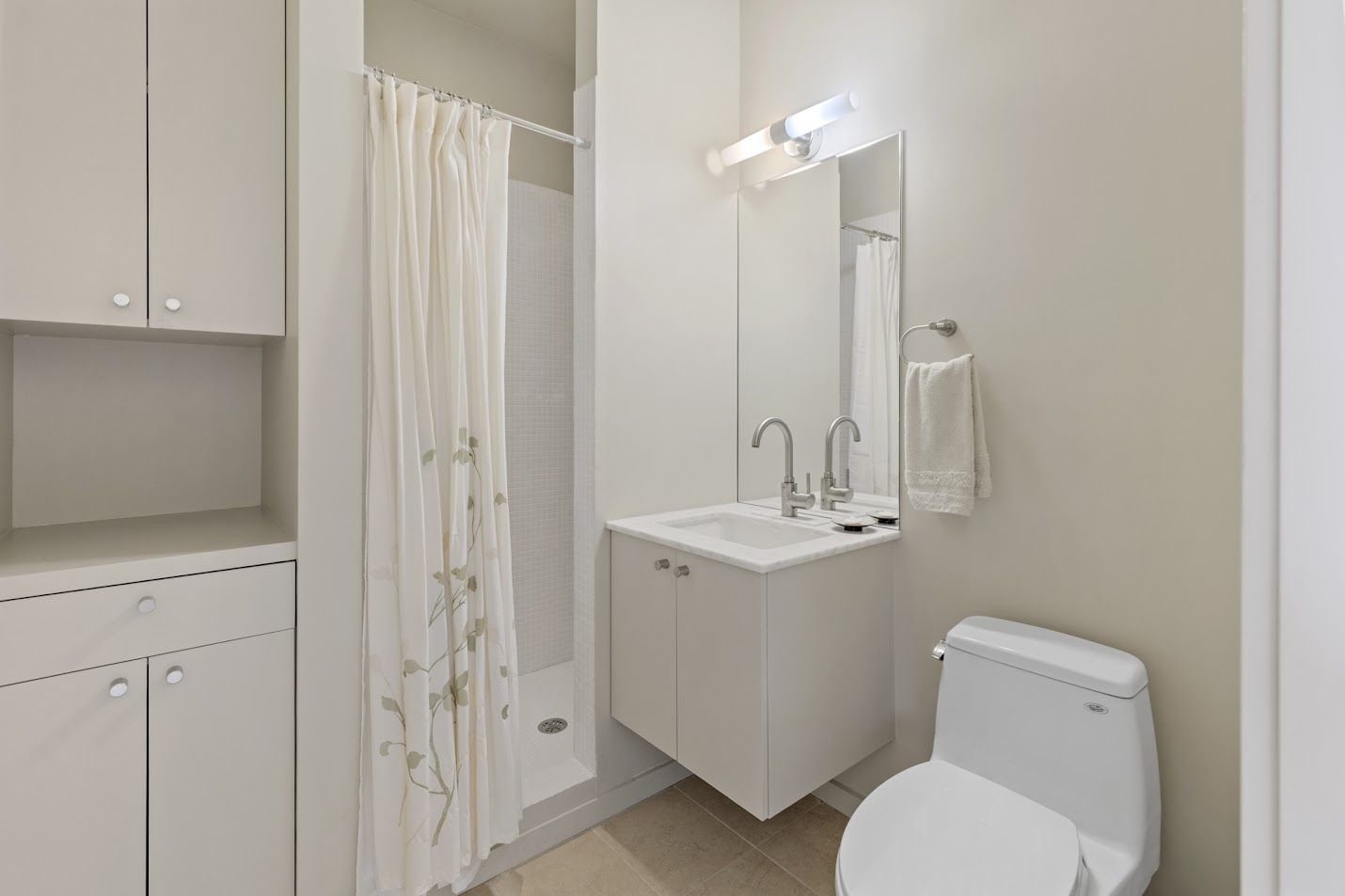  guest bedroom 1 bath