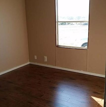 4th image of 3200 Meadow Vista Cir