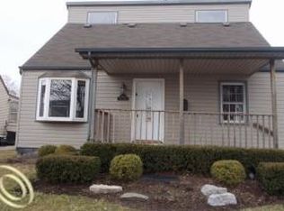 17445 Wood St, Melvindale, MI 48122