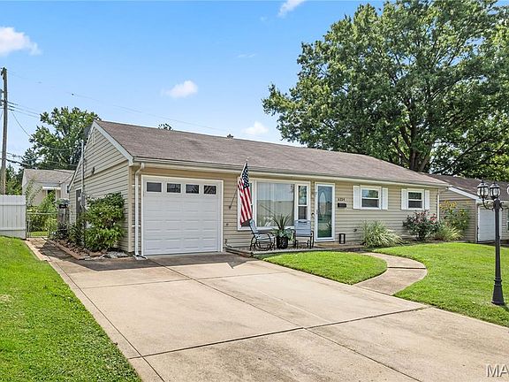 2nd image of 6334 Hurstgreen Ln
