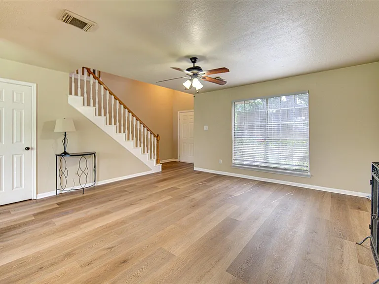 138 W New Meadows Dr — Photo 6