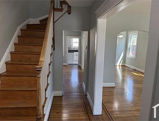4606 Walther Ave — Photo 2