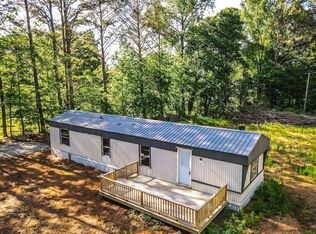 557 Old Corinth Rd, Buchanan, GA 30113