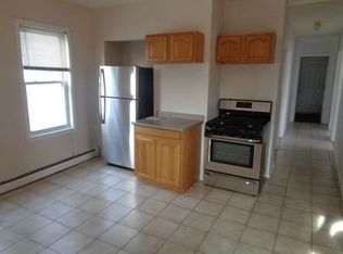 129 Arsenal St #2ND, Watertown, MA 02472