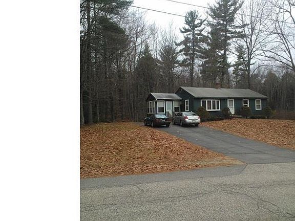 2nd image of 29 Running Brook Dr