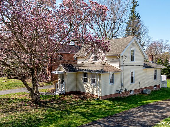 2nd image of 22 Colony Street