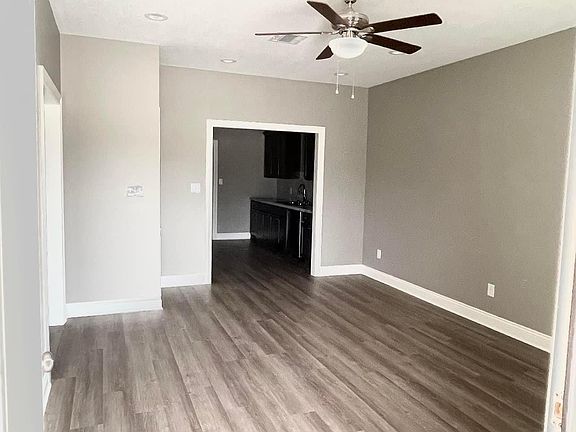 3rd image of 783 Dewey St