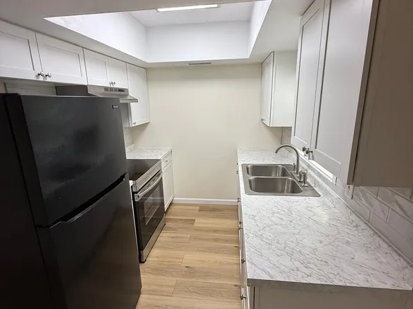 610 S Betty Ln APT 6, Clearwater, FL 33756