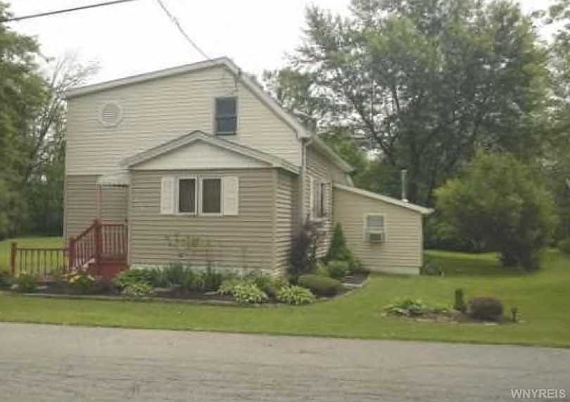 2nd image of 171 Seneca Pl