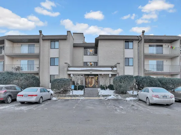 1640 Highway 36 W APT 240, Roseville, MN 55113