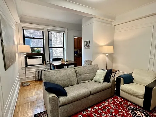 Rented by Buchbinder & Warren | media 5