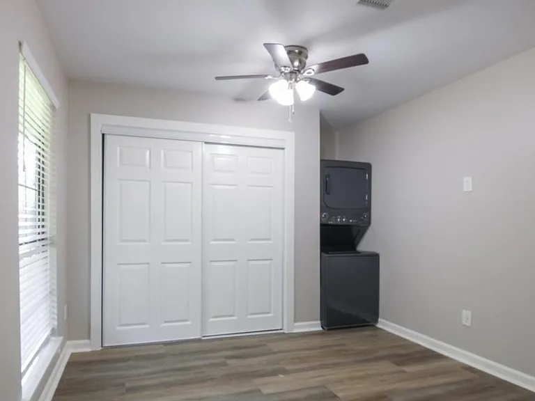 42 Hunters Creek Dr — Photo 17