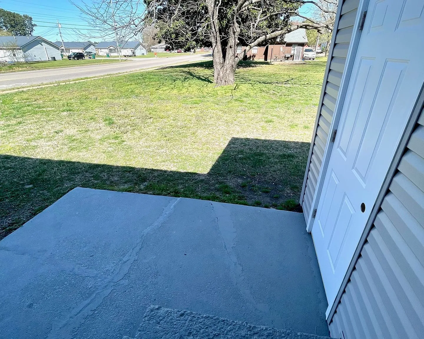 8 Rossfield Cove Left Side — Photo 4