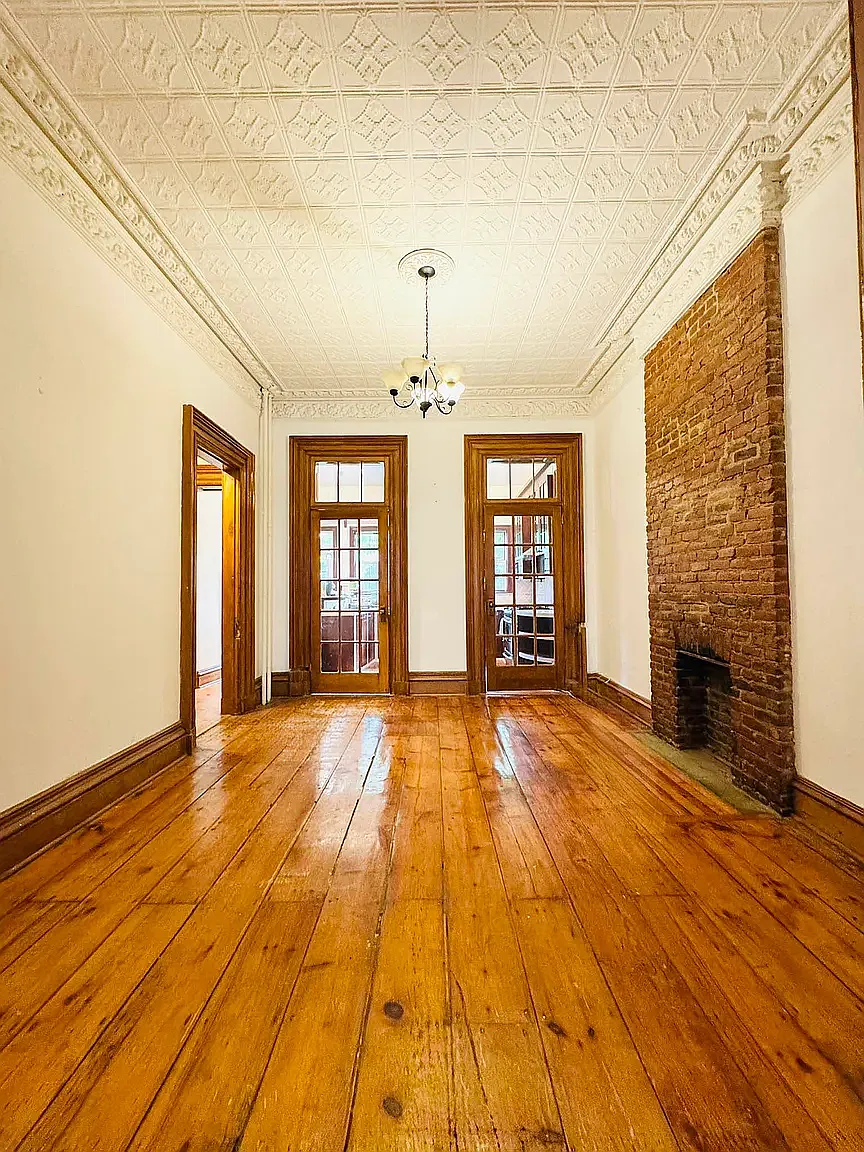 162 President Street — Photo 1