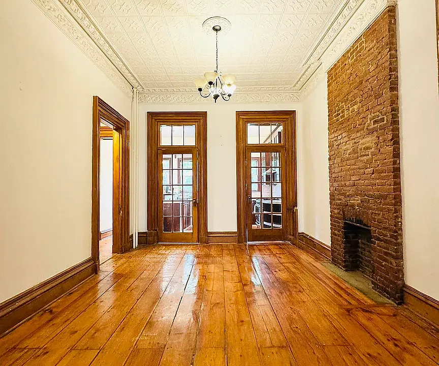 162 President St #2