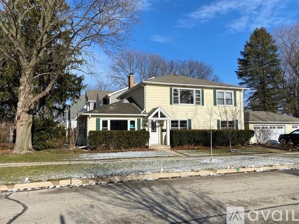 742 E Park Ave Libertyville Il