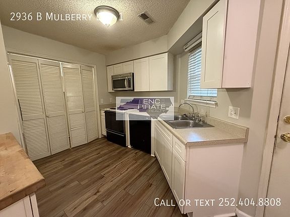 3rd image of 2936 B Mulberry Ln #1