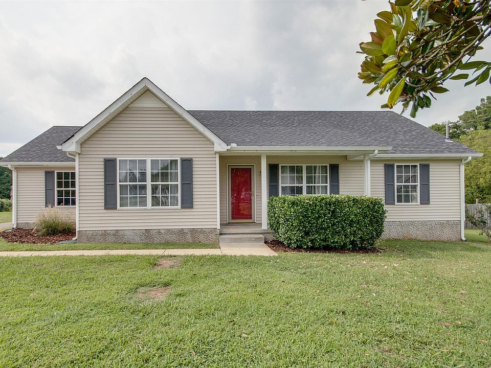 1st image of 215 Barley Dr
