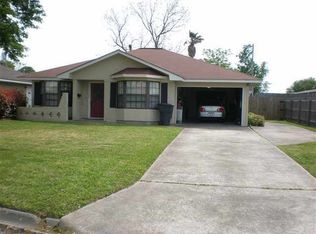 5149 Kent Ave, Groves, TX 77619