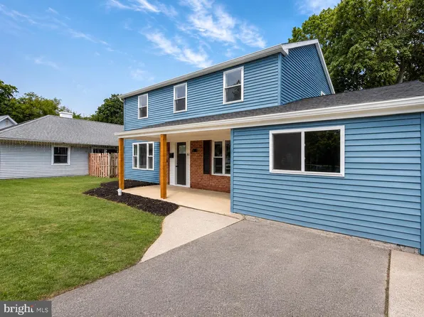 61 Pageant Ln, Willingboro, NJ 08046