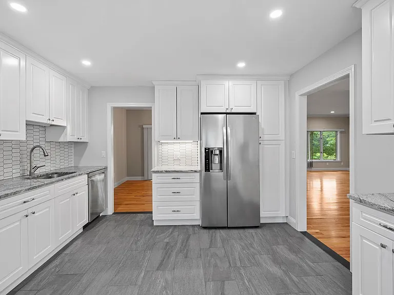 802 Heritage Hls — Photo 9