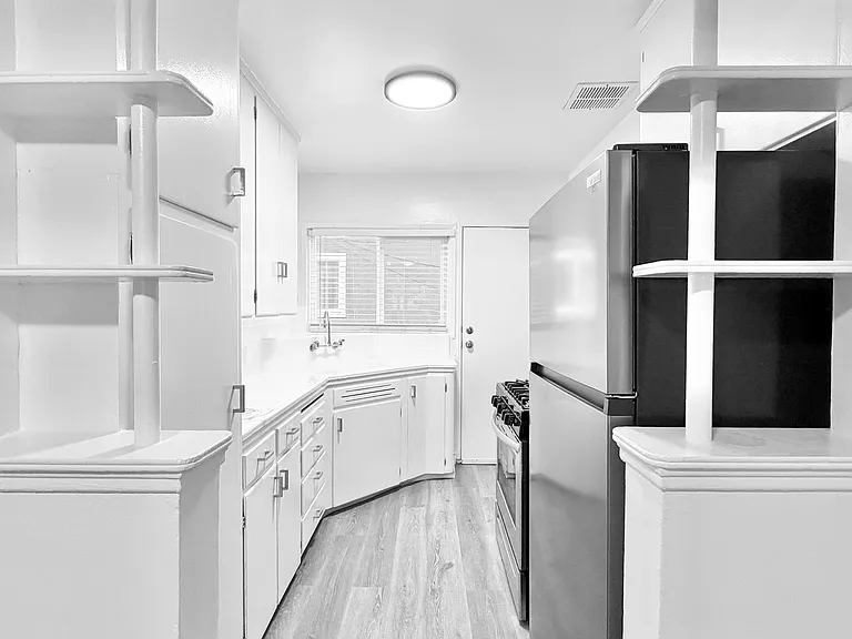 4115 Palmwood — Photo 16