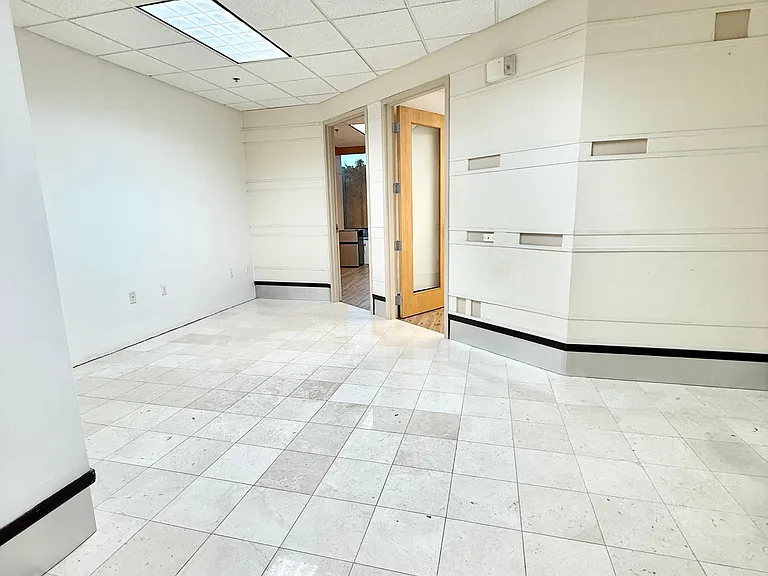 6000 Metrowest Blvd #213 — Photo 8