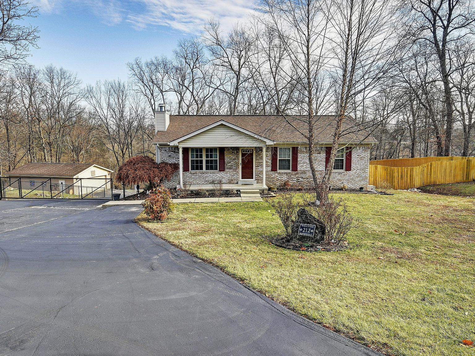 212 Meadowbrook Ct, Shepherdsville, KY 40165 Zillow