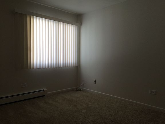 3rd image of 1740 North Ave APT 03