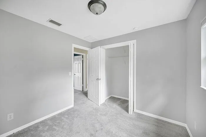 721 Holly Ter — Photo 19