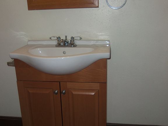 3rd image of 1552 E 10th St APT 1