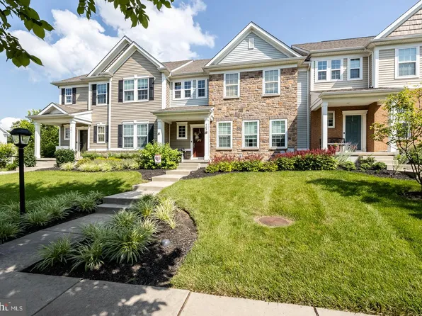 703 Sun Valley Ct, Chester Springs, PA 19425