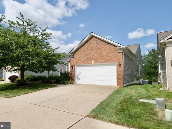 1842 Faversham Way, Woodbridge, VA 22192