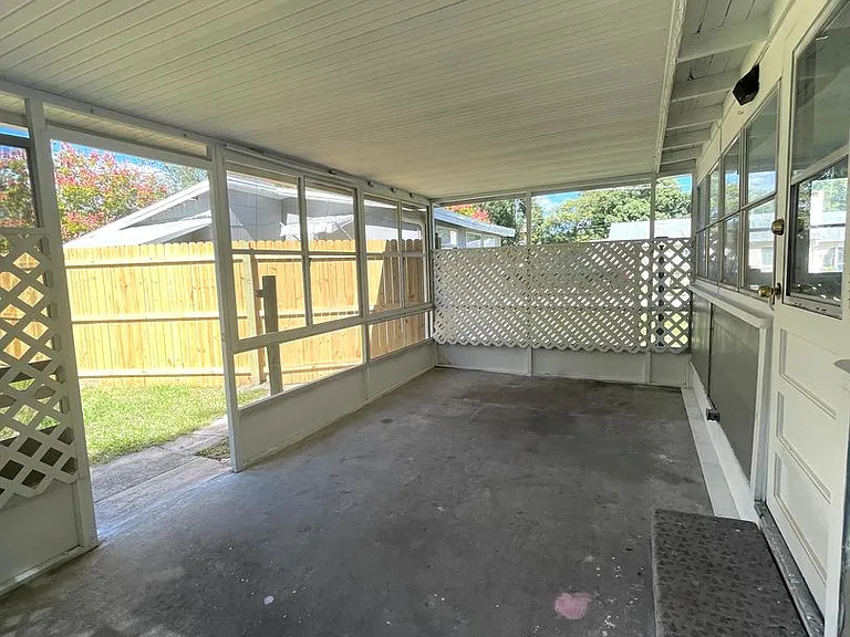 802 Missouri Ave — Photo 21
