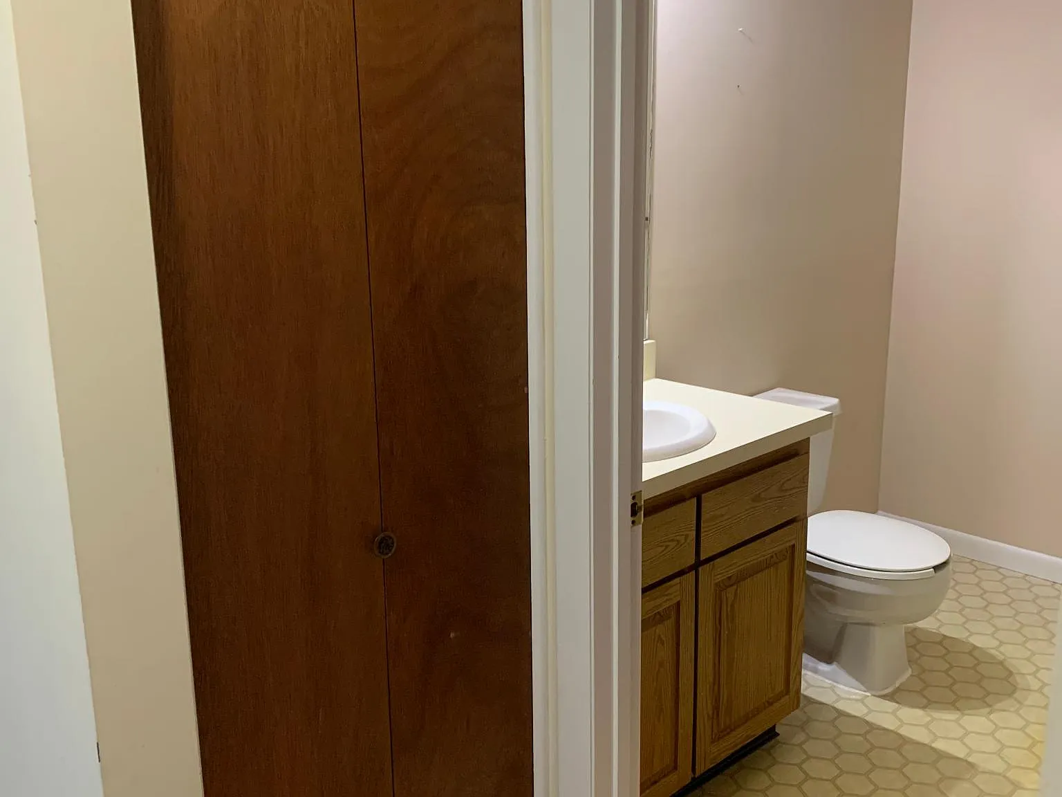 2 bed, 1.5 bath, 1236 sqft, $2,200 — Photo 4