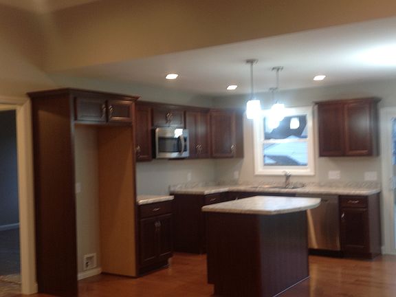 2nd image of 5553 Birchwood Dr