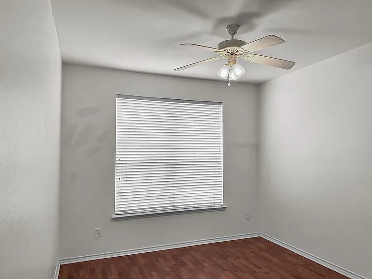 2509 Heather Glen Dr — Photo 18