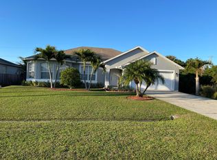 1019 SW Fisherman Ave, Port Saint Lucie, FL 34953
