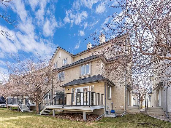 2nd image of 172 E Simcoe Pl SW