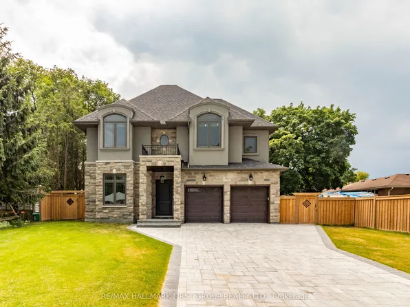 752 Hillview Cres, Pickering, ON L1W 2S1