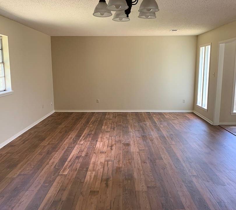 1st image of 1410 W 40th St