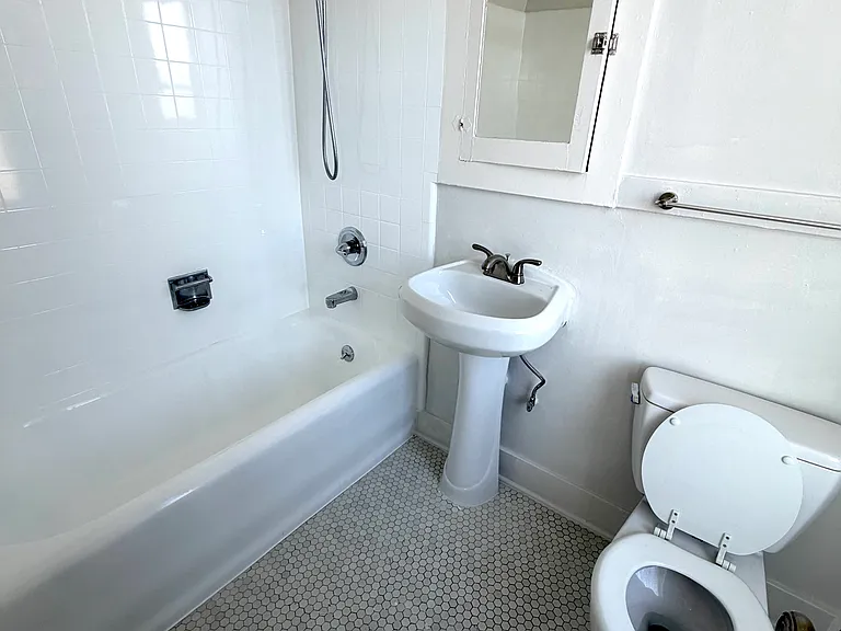 2480 Washington Street — Photo 7