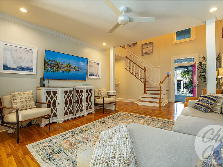 1303 Whitehead St — Photo 7