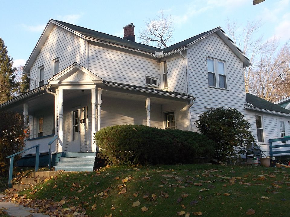 1st image of 622 N 2nd St
