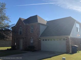 7209 Crape Myrtle Dr, Olive Branch, MS 38654